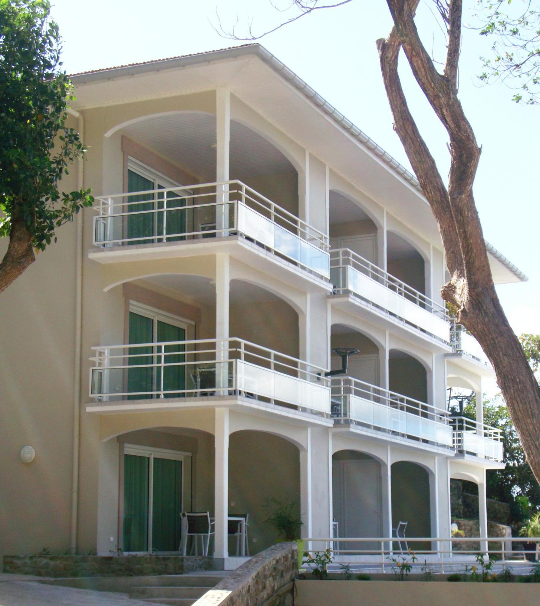 Hotel Bois Joli 3*